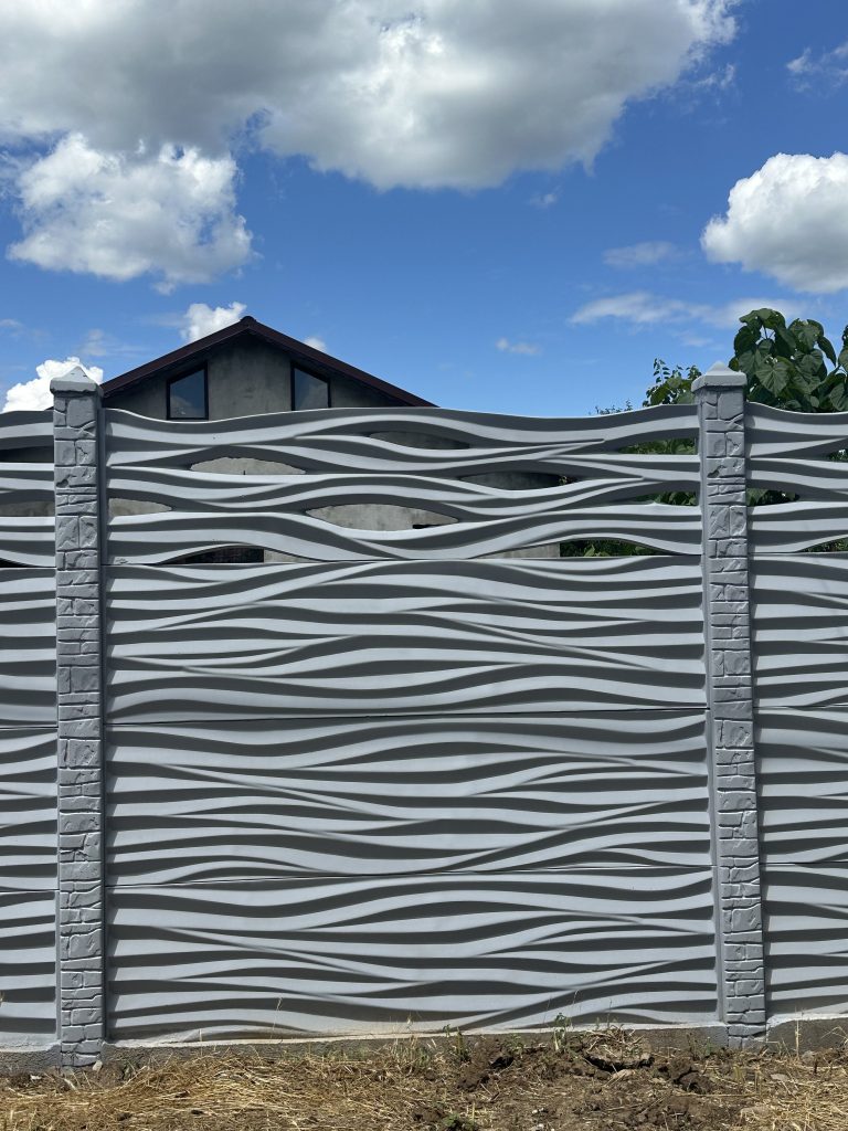 Gard din beton Vernești